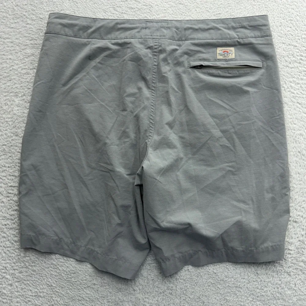 Faherty Mens All Day Shorts Grey Stretch Hybrid Quick Dry Size 35 Casual Summer